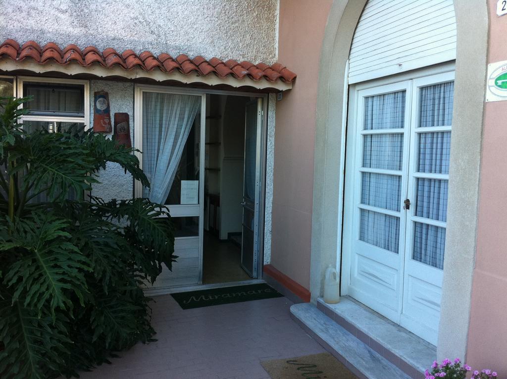 Albergo Miramare Bergeggi Exteriör bild