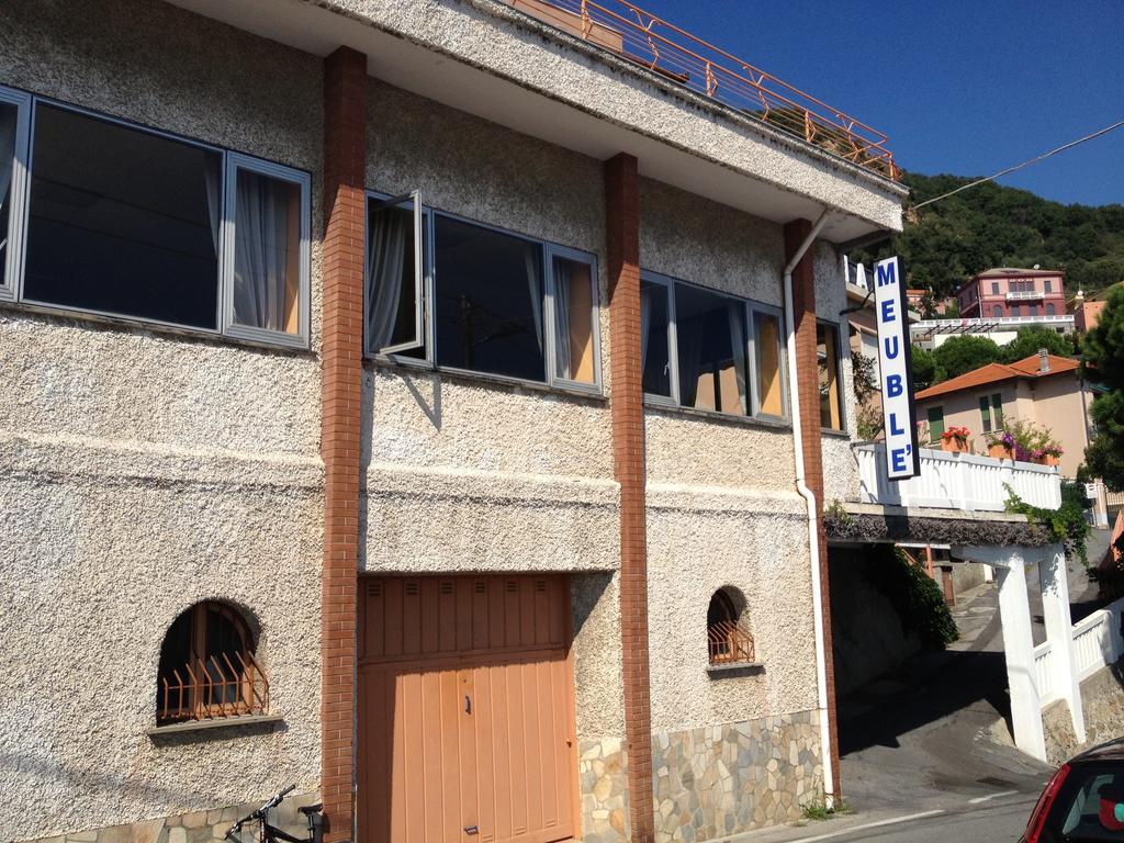 Albergo Miramare Bergeggi Exteriör bild