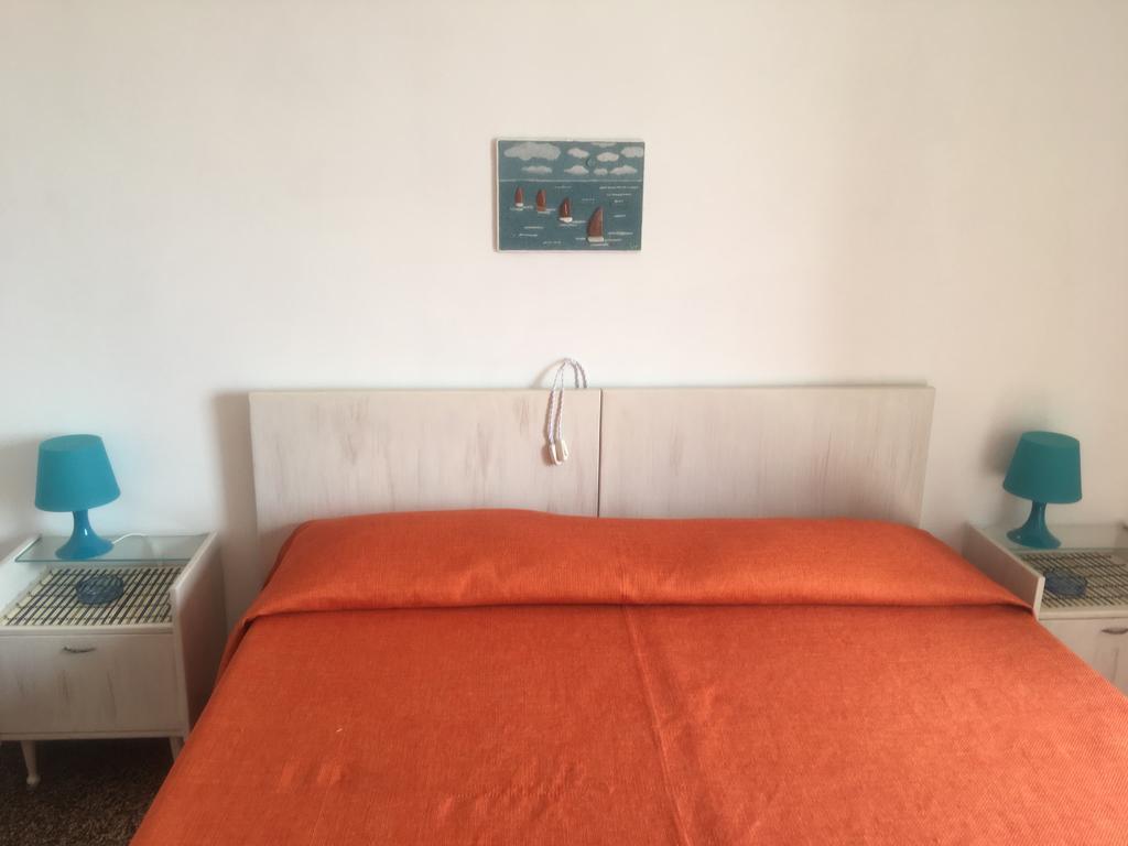 Albergo Miramare Bergeggi Exteriör bild