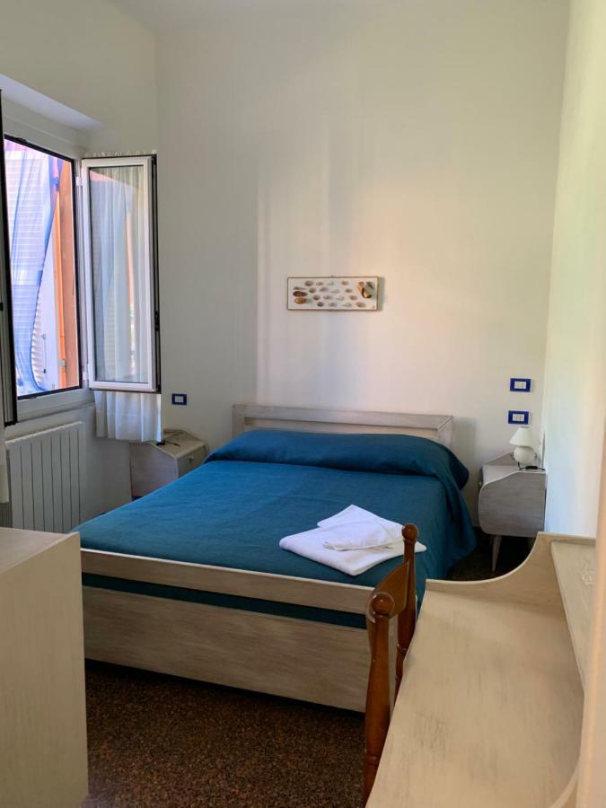 Albergo Miramare Bergeggi Exteriör bild