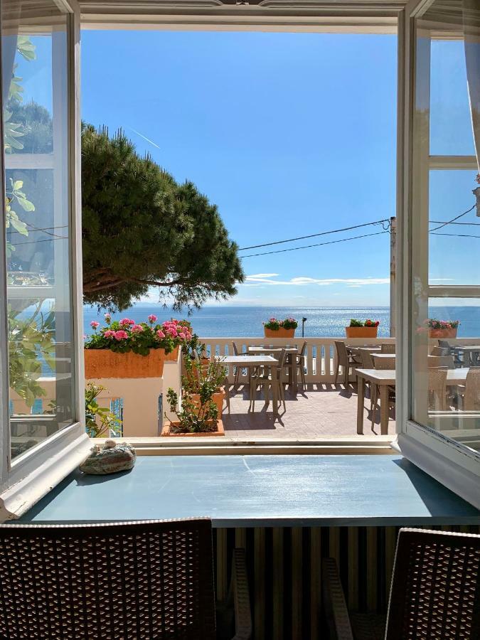 Albergo Miramare Bergeggi Exteriör bild